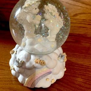 Vintage Snow Angels Musical Snow Globe